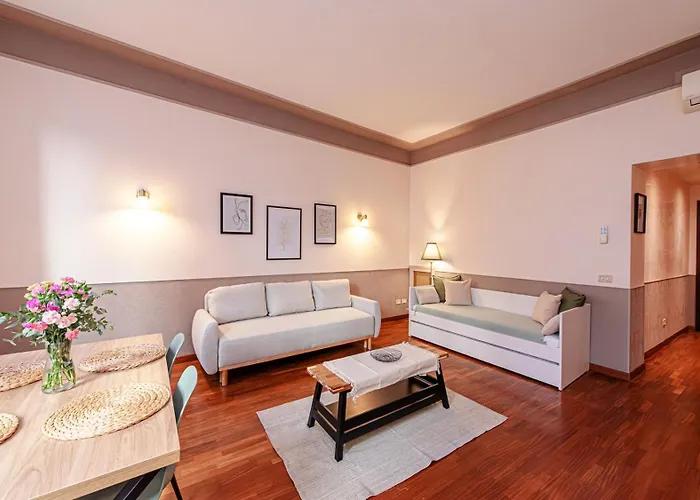 Apartament Palazzo Borgia Ai Banchi Vecchi *